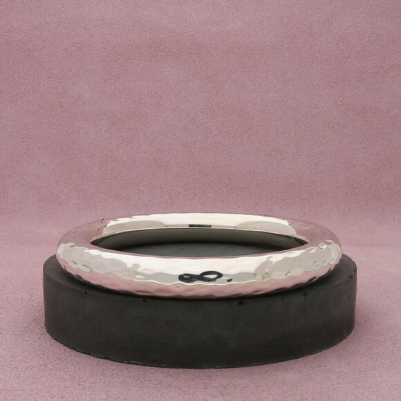 silpada sterling silver wide hammered bangle bracelet size 8in - Picture 1 of 3